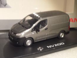 Eligor Nissan NV 2000 Evalia Gris Echelle 1/43 En Boite Vitrine Et Surboite Carton - Eligor