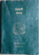 Nepal Passport 2009 With Many Nice Visas To Kuwait! Passeport Reisepass - Collezioni