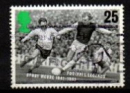 GRANDE  BRETAGNE  /   U.K..   1996    Y&T N° 1872 Oblitéré.    Football  /  Bobby MOORE - Used Stamps