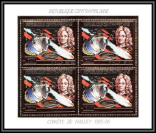 85975/ N°1247 A 1986 Comète Halley's Comet Espace (space) Centrafrique Centrafricaine OR Gold ** MNH Bloc 4 Discount - Afrique