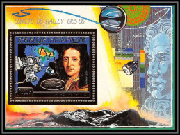 85973/ N°400 A 1986 Comète Halley's Comet Espace (space) Centrafrique Centrafricaine OR Gold ** MNH  - Afrique