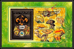 86142/ Guyana Mi N°236 A Scouts Overprint In Black World Jamboree Holland 1995 Gold Or Champignons Mushrooms Funghi  - Guyana (1966-...)