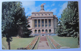 CANADA - ALBERTA - EDMONTON - Garden Entrance To The Provincial Parliament Building - 1960 - Edmonton