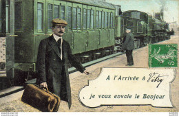 94 A L'ARRIVEE A VITRY JE VOUS ENVOIE LE BONJOUR HOMME QUI DESCEND DU TRAIN - Vitry Sur Seine