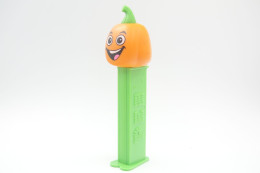 Vintage PEZ DISPENSER : Happy Pumpkin Jerry The Pumpkin - 2018 - Halloween - Us Patent China Made L=12cm - Small Figures