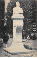 PARIS - Statue De Henry Becque - Boulevard De Courcelles - Très Bon état - Statuen