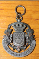 Très Belle Médaille "Caisse Ecoles XVIIIe Arrondissement 1909" Paris - Recompense D'école - School Award - Professionals/Firms