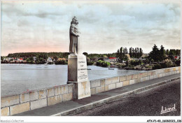AFXP1-49-0054 - LES PONTS-DE-CE - La Statue De Dumnac Du Milieu Du Pont Sur La Loire - Les Ponts De Ce