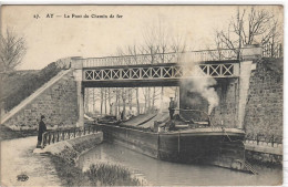 PENICHE        AY LE PONT DU CHEMIN DE FER - Hausboote