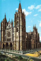 ESPAGNE - Leon - Cathédrale - Façade Principale - Carte Postale - León