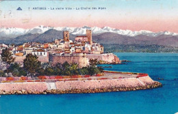 06 - ANTIBES -  La Vieille Ville - La Chaine Des Alpes - Antibes - Altstadt