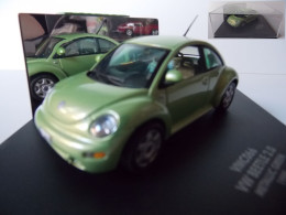 Vitesse VW New Beetle 1999 Verte  Echelle 1/43 En Boite Vitrine Et Surboite Carton - Vitesse