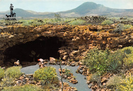 CPSM ESPAGNE LAZAROTE CANARIES CUEVAS DE LOS VERDES ENTRADA ANIMEE NEUVE - Lanzarote