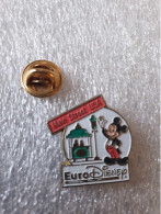 Pin's Euro Disney Main Street USA - Disney