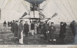 AEROSTATION MILITAIRE NACELLE D UN DIRIGEABLE PATRIE  CPA BON ETAT - Zeppeline