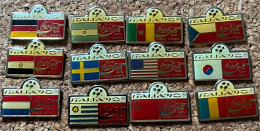 77811-collection De  12 Pin's.coupe Du Monde De Football 90. Italie.  .Coca-cola. - Calcio