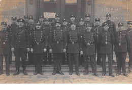 75007. N°53895.paris.policiers Sur Col.les Bureaux.Carte Photo - Arrondissement: 07