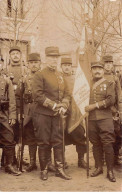 75005 - N°88134 - PARIS V - Militaires Avec Leurs Armes Et Un Drapeau - Carte Photo - Arrondissement: 05