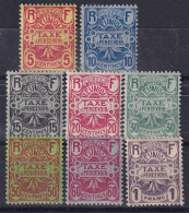 Réunion                Taxes   6/13 * - Timbres-taxe