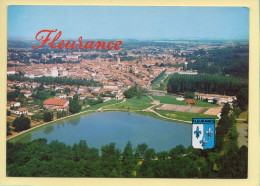 32. FLEURANCE – Vue Panoramique Aérienne Sur La Ville / Centre De Plein Air Et Loisirs / Blason - Fleurance