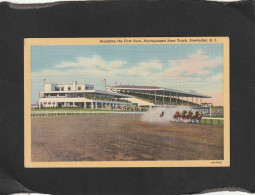 129818         Stati   Uniti,    Rounding  The  First  Turn,   Narragansett   Race   Track,   Pawtucket,  R. I.,   NV - Pawtucket