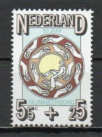 Netherlands, 1976, Dutch Anti Rheumatism Assoc 50th Anniv, 55c + 25c, MNH - Neufs