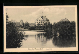 AK Travemünde, Uferanlagen Vor Dem Park-Hotel  - Luebeck-Travemuende