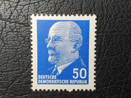 DDR - MiNr. 937 - Postfrisches Exemplar - Mit Druckabweichungen - Ungebraucht