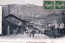 BELLEGARDE Sur VALSERINE   -  La Gare Avant L'incendie - Gare Et Hotel Des Touristes - Bellegarde-sur-Valserine