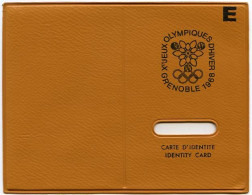 Etui Plastique Pour Carte D'identité E Xèmes Jeux Olympiques D'Hiver De GRENOBLE 1968  Olympic Games 68 - Sonstige & Ohne Zuordnung