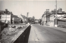 27 LE VAUDREUIL ROUTE DE ROUEN - Le Vaudreuil