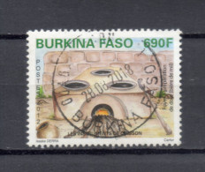 BURKINA  N° 1394   OBLITERE   COTE 4.00€  INSTRUMENS DE CUISINE - Burkina Faso (1984-...)