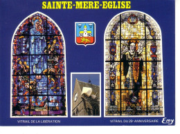 Sainte Mère Eglise Le Vitrail Des Parachutistes Le Vitrail Commémoratif Et Le...suite Au Dos  ( Blason - Sainte Mère Eglise