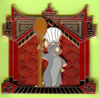 Gros Pin's BD Disney Chef Rémy (Ratatouille) Verre Coloré (6x6cm) Double Moule - #106 - Disney