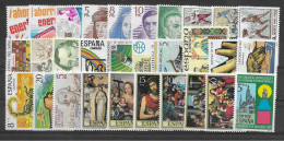 Spain 1979  Group Of 30 Stamps (**) - Unused Stamps