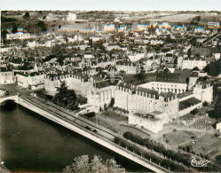 53* CHATEAU GONTIER   Le Centre Hospitalier  (CPSM 10x15cm)           RL17,1416 - Chateau Gontier