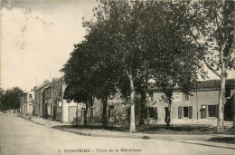 85* MONTAIGU   Place De La Republique     RL28,1231 - Montaigu