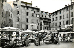 06* NICE  Place St Francois - Marche Au Poissson  CPSM (format 9x14cm)     RL39.0312 - Markets, Festivals