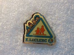 PINS LOT6                         962 - Ohne Zuordnung