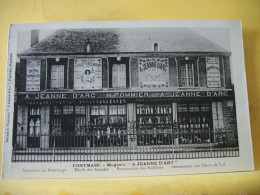 53 683 CPA - VUE DIFFERENTE N° 1 - 53 PONTMAIN - MAGASIN "A JEANNE D'ARC" - SOUVENIRS DU PELERINAGE - DEPOT DES ANNALES. - Pontmain