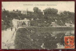 1094 - CHARLEVILLE - LE COQ CHANTANT - SOUS LES ROCHES - Charleville