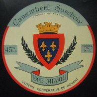 Etiquette Camembert - Blason Bel Anjou - Laiterie Coopérative De Noyant 49 En Anjou - Maine&Loire   A Voir ! - Cheese