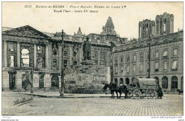 14 18 REIMS  PLACE ROYALE  STATUE DE LOUIS XV  TB ETAT - Reims