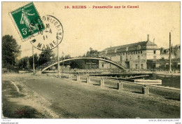 51   REIMS PASSERELLE SUR LE CANAL TB ETAT - Reims