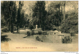 51    REIMS UN COIN DU JARDIN ECOLE - Reims