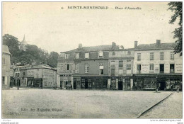 51 SAINTE MENEHOULD  PLACE  D'AUSTERLITZ   TB ETAT - Sainte-Menehould