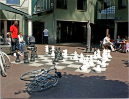 30-6-2024 (116) Netherlands - Amsterdam Giant Board + Cycle / Jeux D'Echec Géant / Riesenschachspiele - Schach
