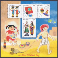 Inde India 2010 MNH MS Children's Day, Toys, Toy, Child, Boy, Girl, Kite, Dolls, Doll, Kites, Miniature Sheet - Neufs