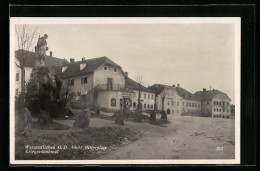 AK Waizenkirchen /O.D., Platz Mit Tabakgeschäft Und Kriegerdenkmal  - Autres & Non Classés