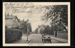 AK Bünde I. W., Blick In Die Gartenstrasse Mit Häusern, Automobil Und Laterne  - Buende